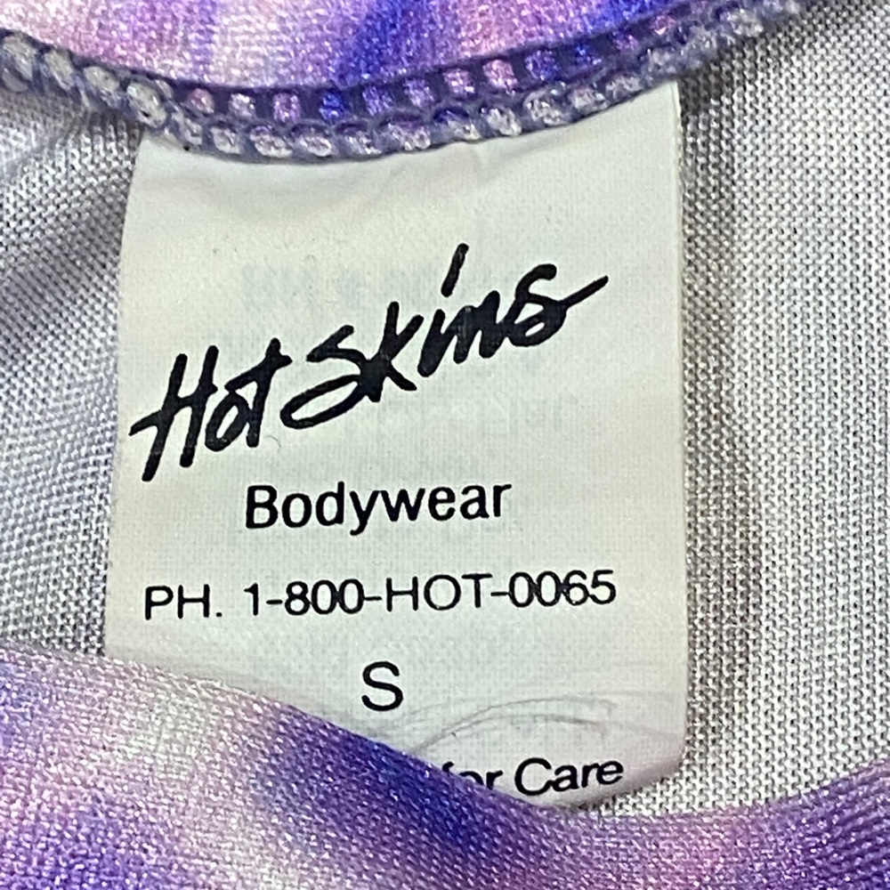 Hot Skins purple workout shorts with top. Size small. - Picture 7 of 8